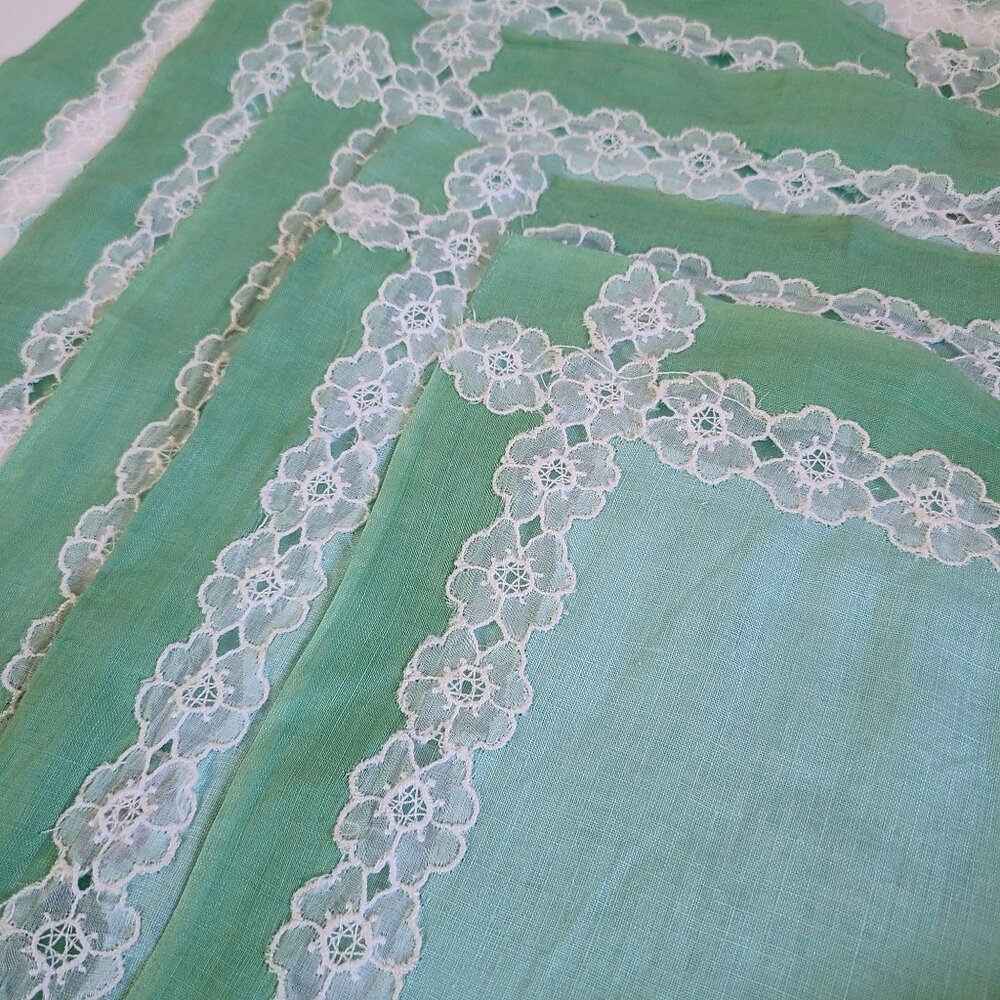 Vintage Green Linen Napkins Doilies White Floral Lace Embroidery Set Of 6 - Picture 4 of 10